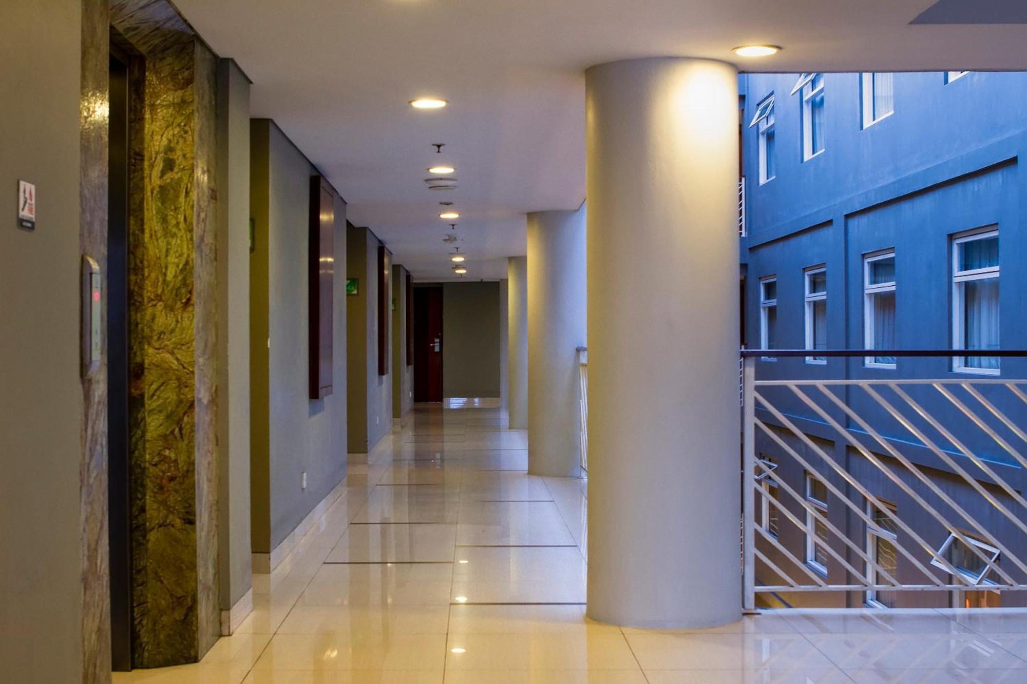 Primebiz Hotel Kuta Kuta Lombok Buitenkant foto
