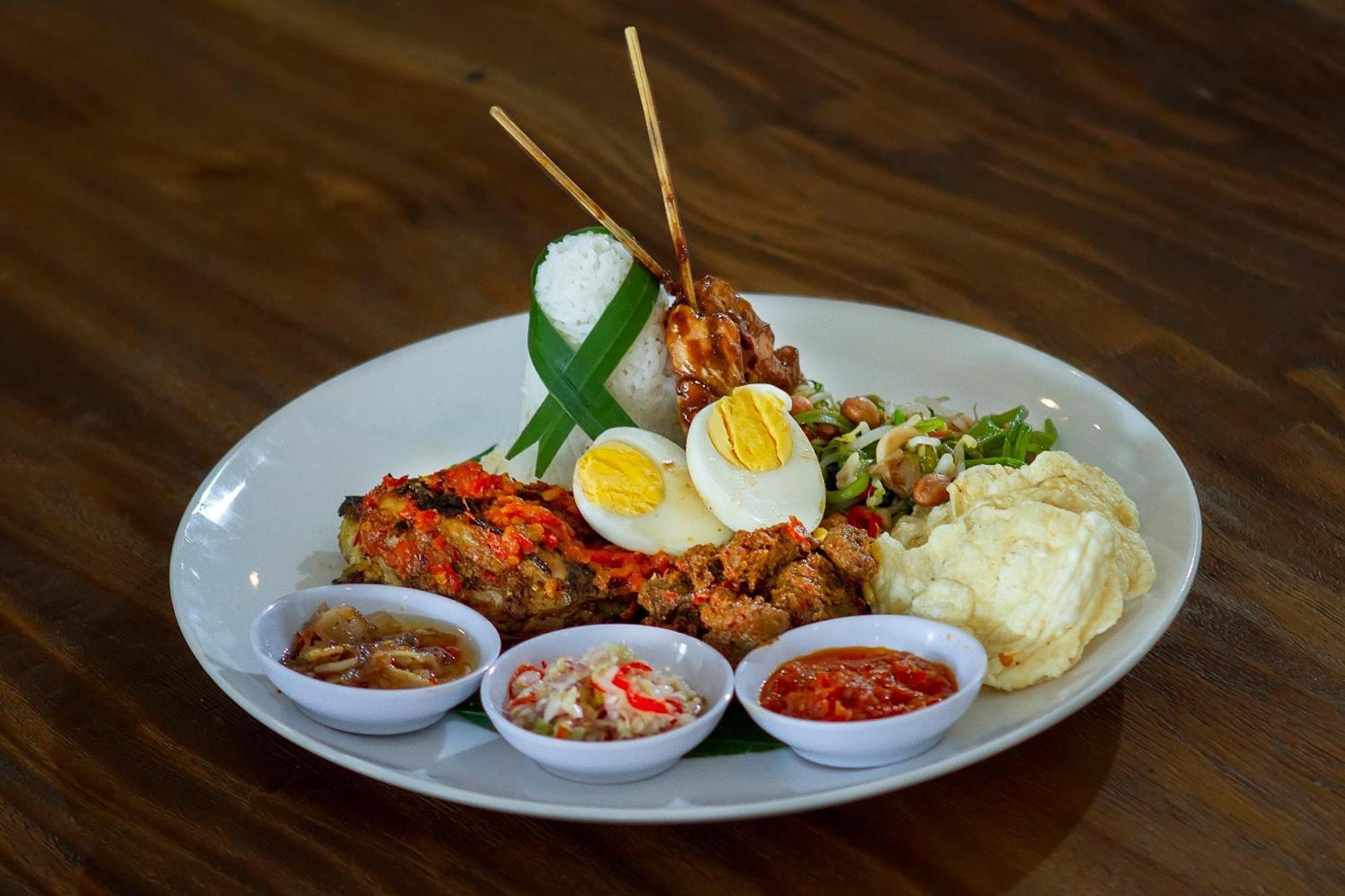 Primebiz Hotel Kuta Kuta Lombok Buitenkant foto