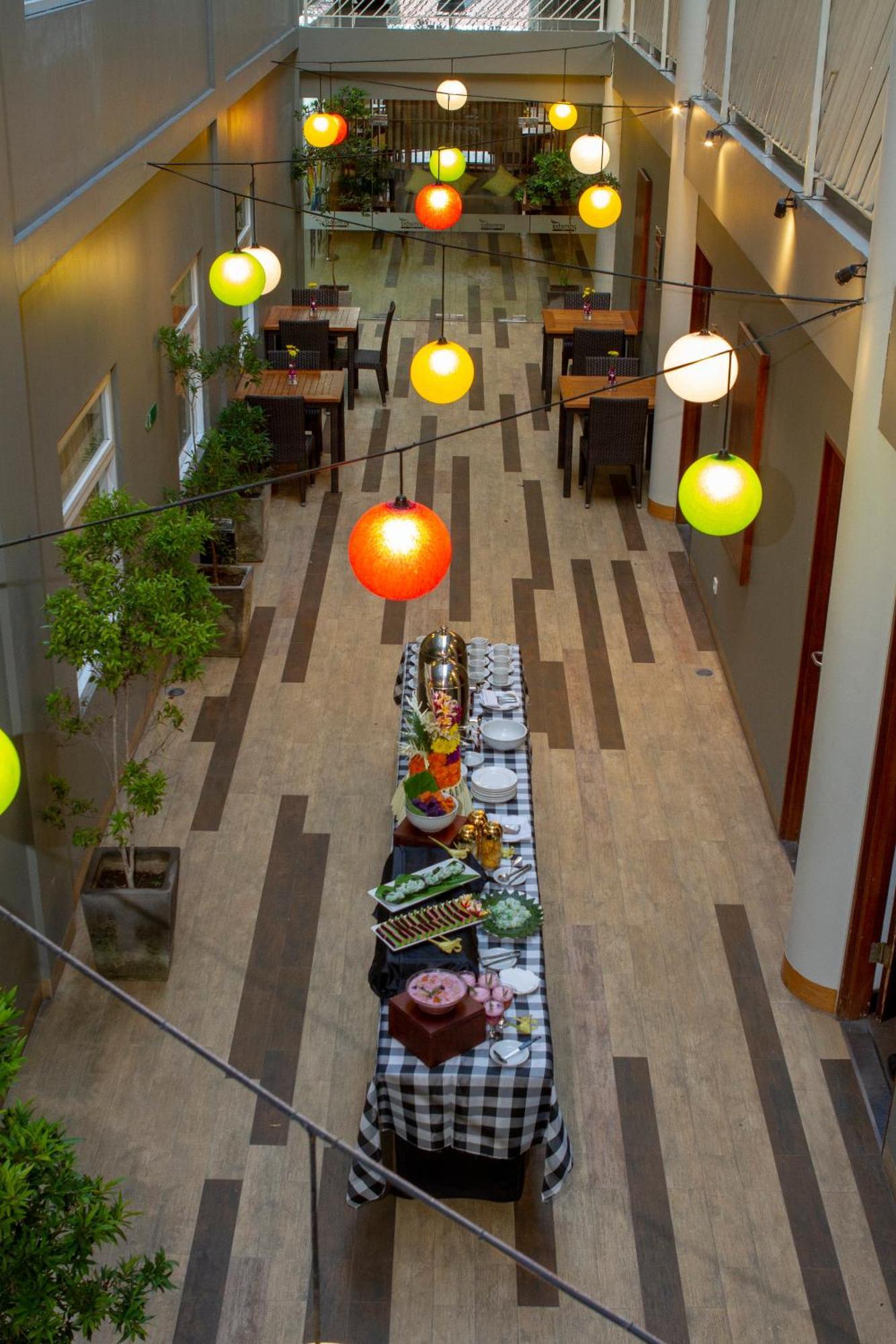 Primebiz Hotel Kuta Kuta Lombok Buitenkant foto